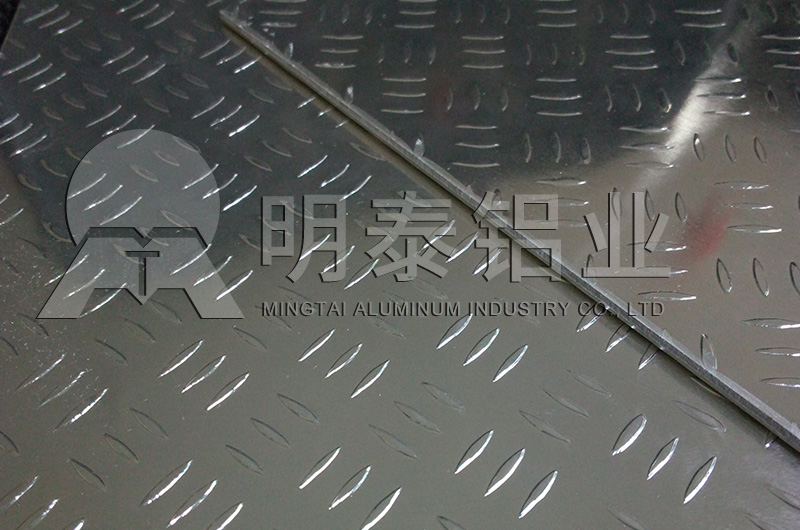 船用三条筋防滑榴莲APP成人