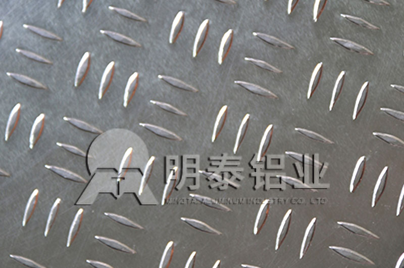 地铁|公交|楼梯防滑用三条筋花纹榴莲APP成人