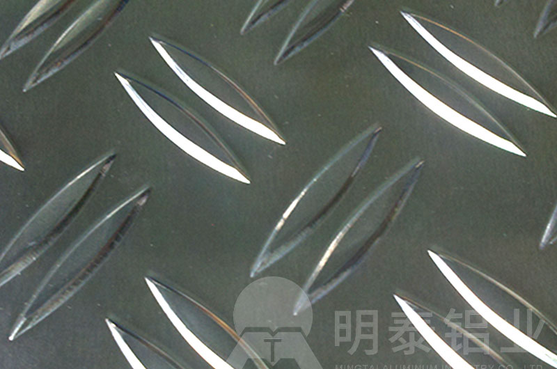 两条筋花纹榴莲APP成人